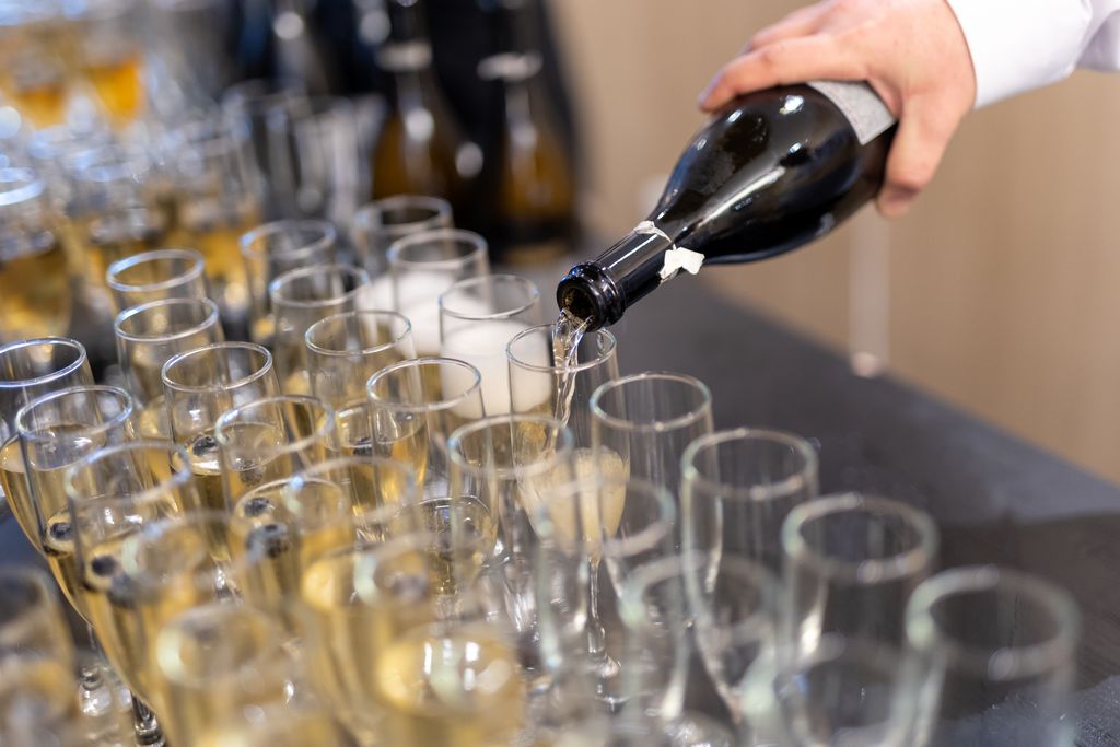 אסטרו שירותי בר לאירועים